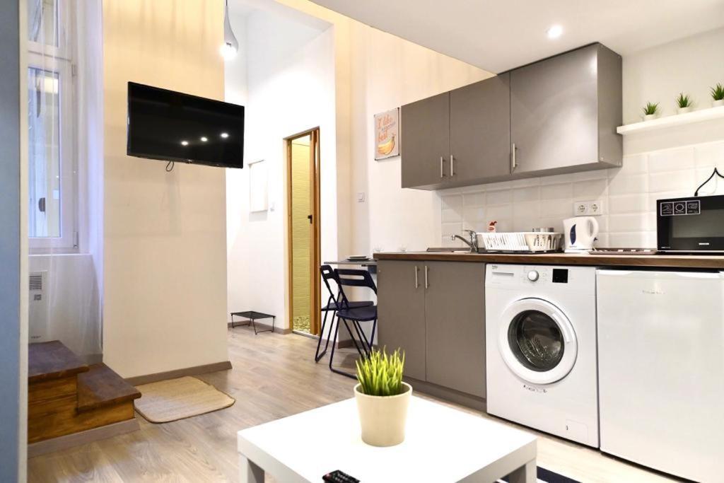 דירות בודפשט Cosy Flat In Kiraly Str, King מראה חיצוני תמונה