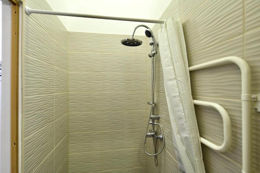 דירות בודפשט Cosy Flat In Kiraly Str, King מראה חיצוני תמונה
